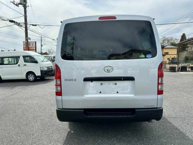 HIACE VAN
