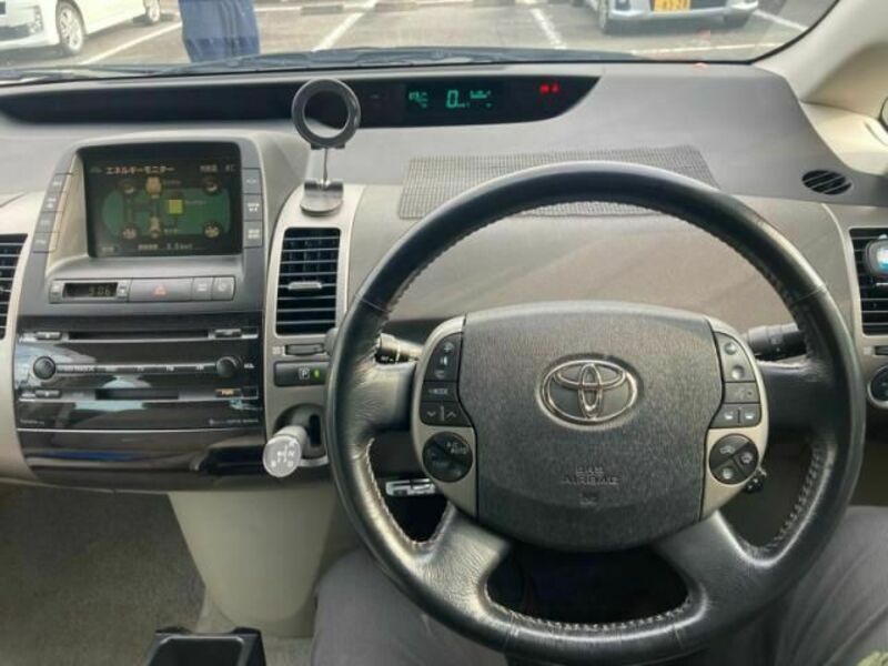 PRIUS-7