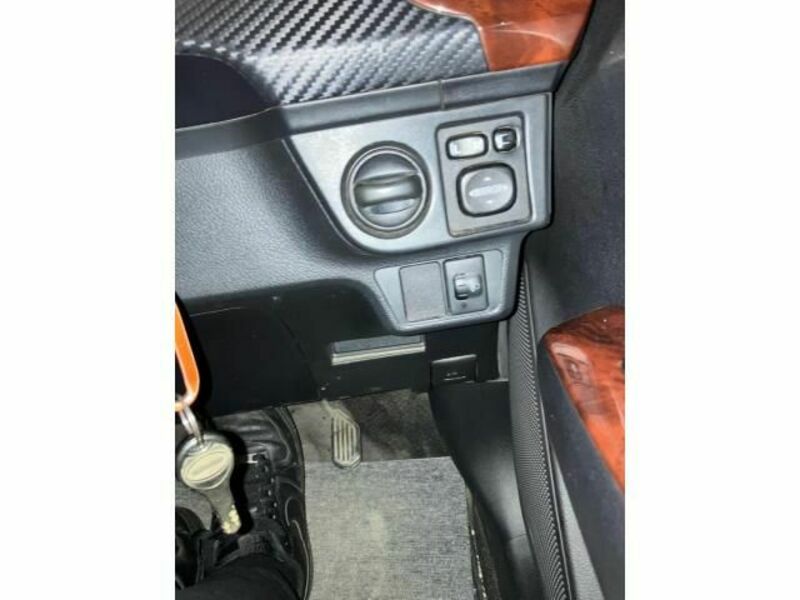 COROLLA FIELDER-24