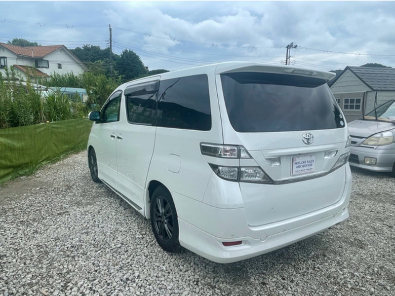 VELLFIRE