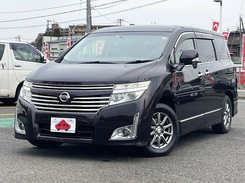 NISSAN ELGRAND