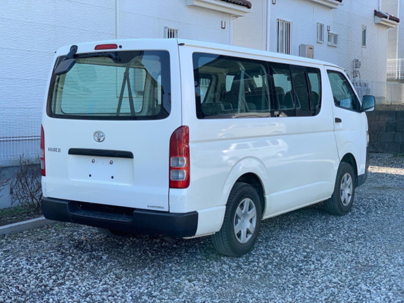 HIACE VAN