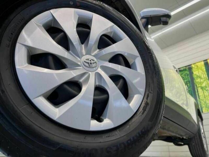 YARIS CROSS