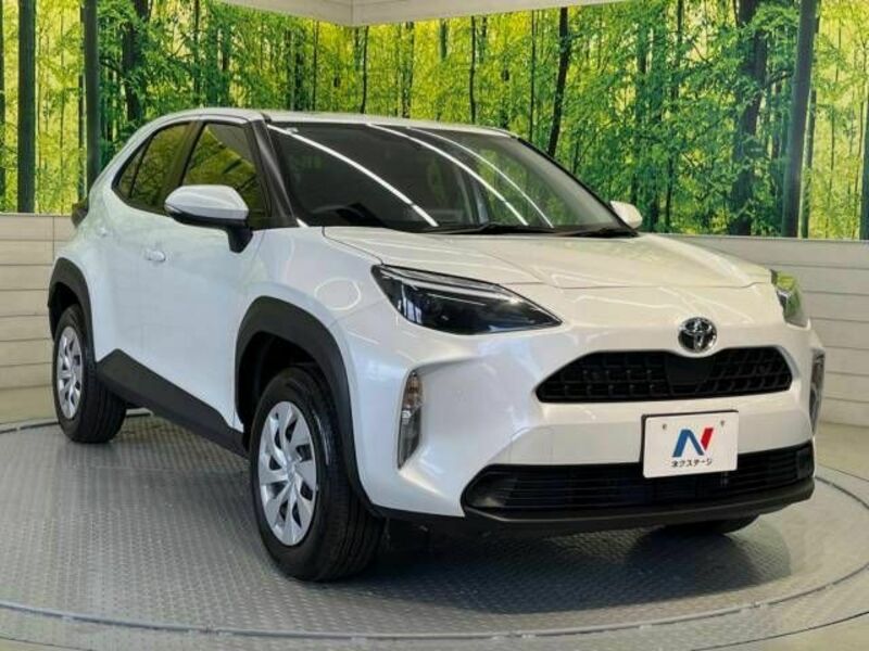 YARIS CROSS