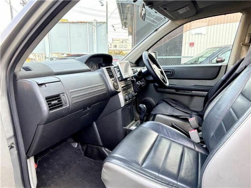 X-TRAIL-8