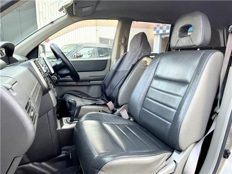 X-TRAIL-10
