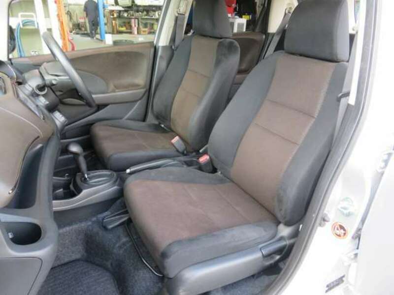 FIT SHUTTLE-9
