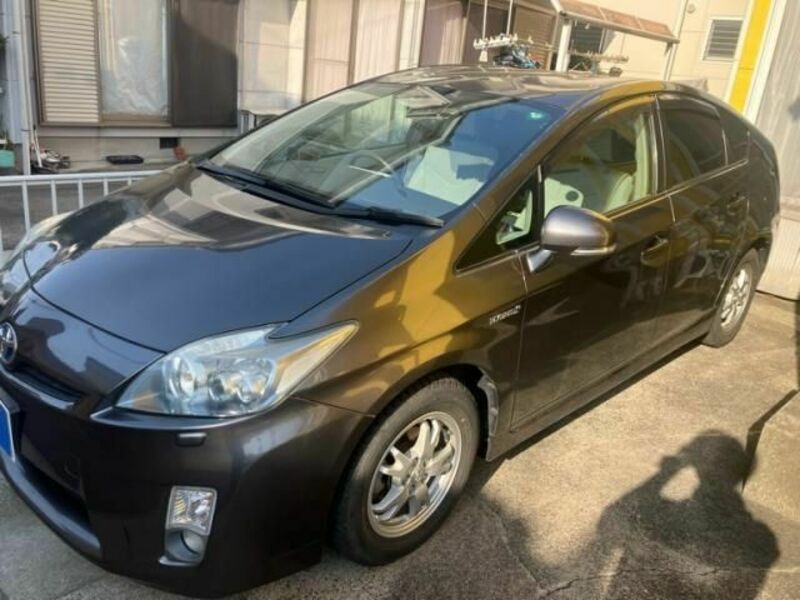 PRIUS-0