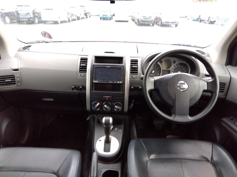 X-TRAIL