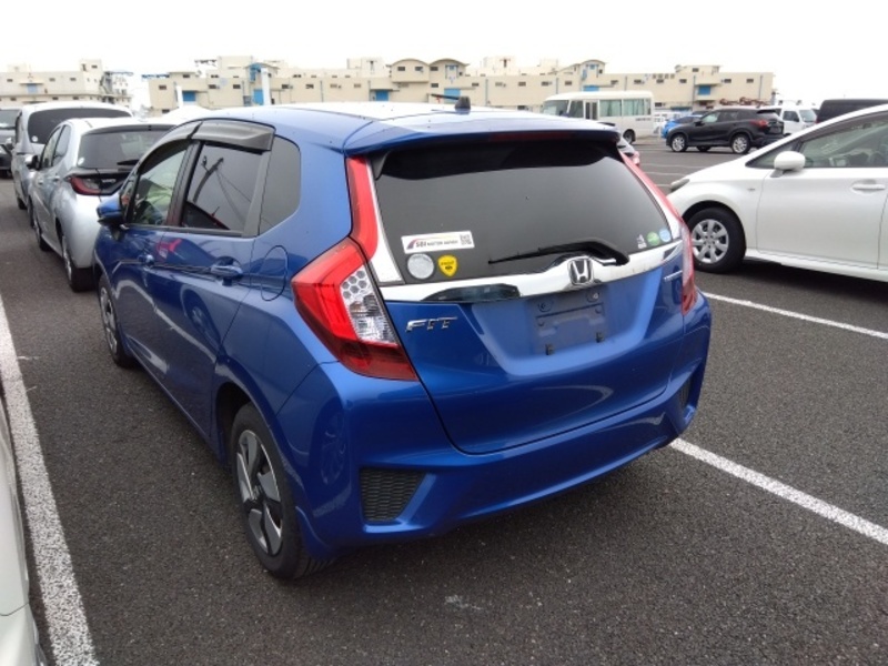 FIT HYBRID-33