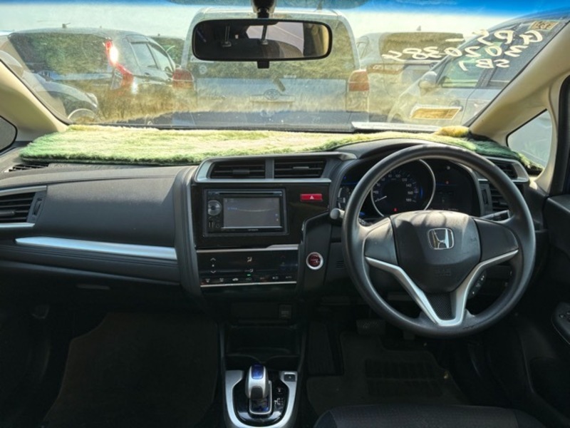 FIT HYBRID-4