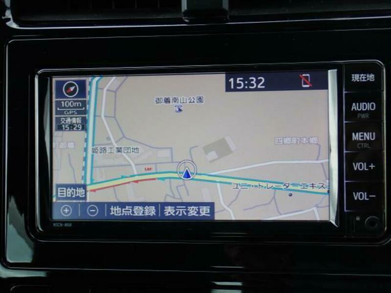PRIUS-4