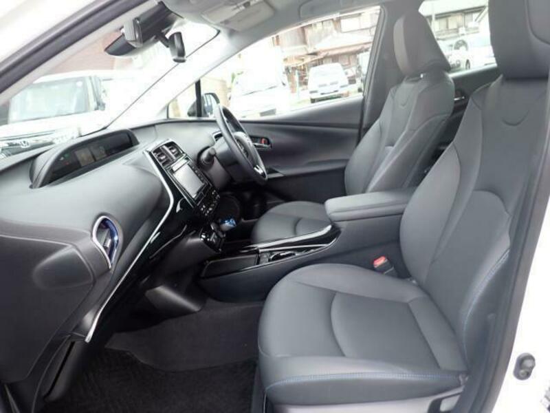 PRIUS-5