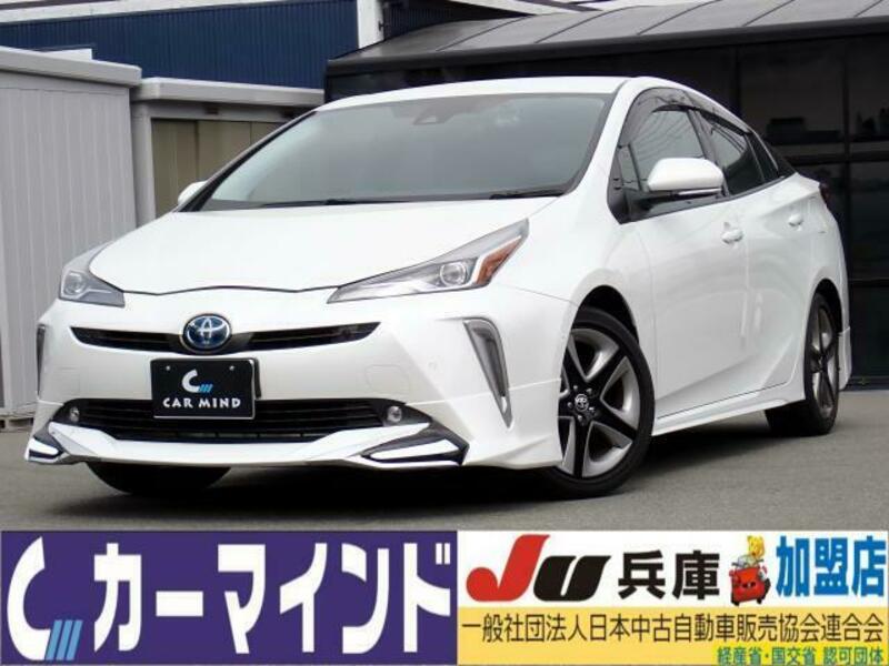 TOYOTA　PRIUS