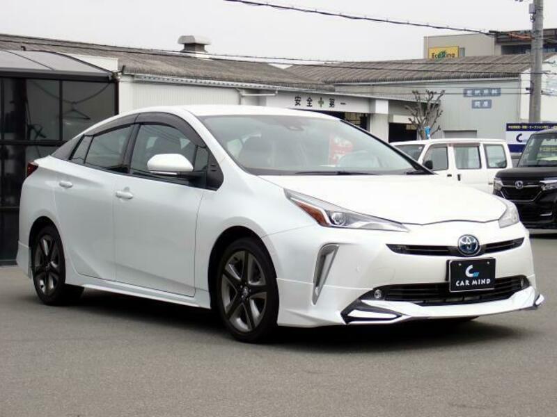 PRIUS-11