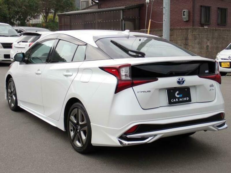 PRIUS-14