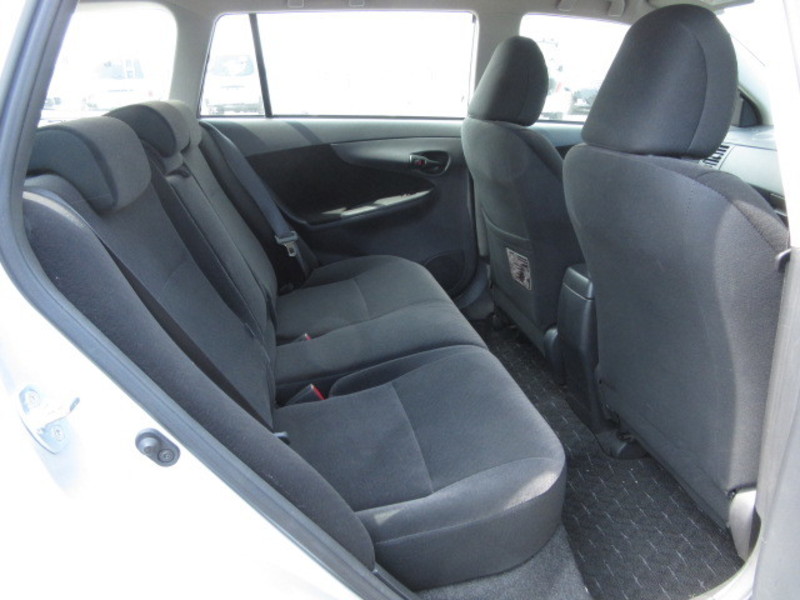 COROLLA FIELDER