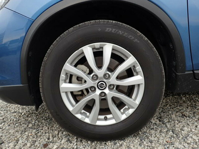 X-TRAIL HYBRID