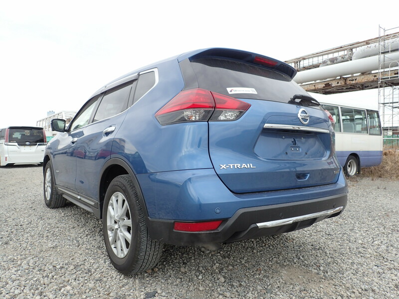 X-TRAIL HYBRID