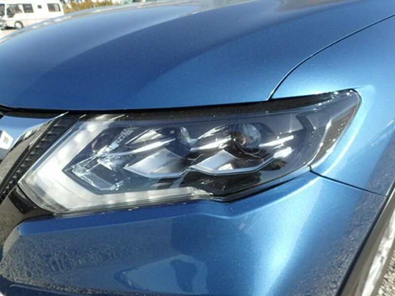 X-TRAIL HYBRID