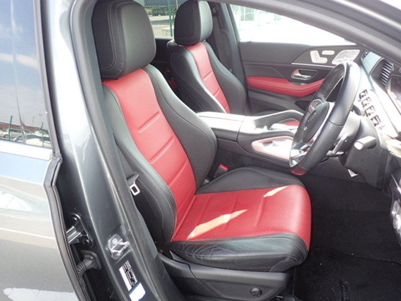 GLE CLASS