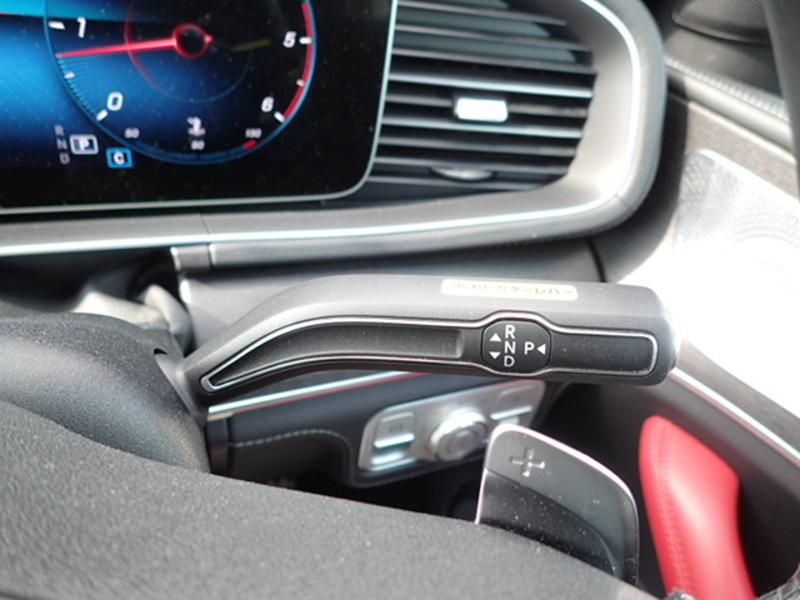 GLE CLASS