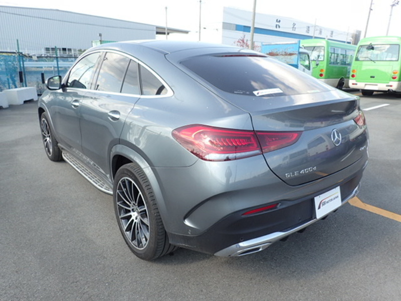 GLE CLASS