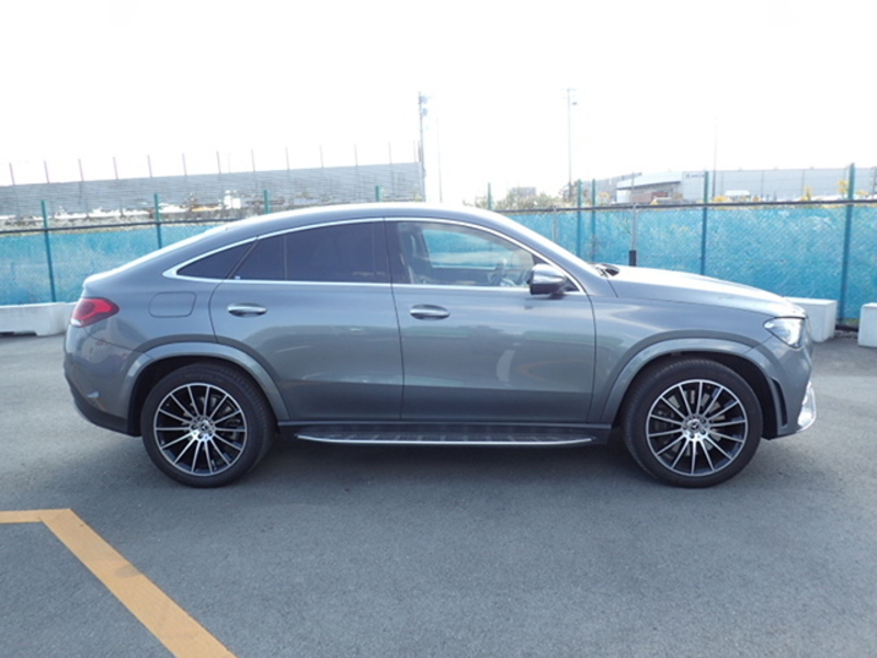 GLE CLASS