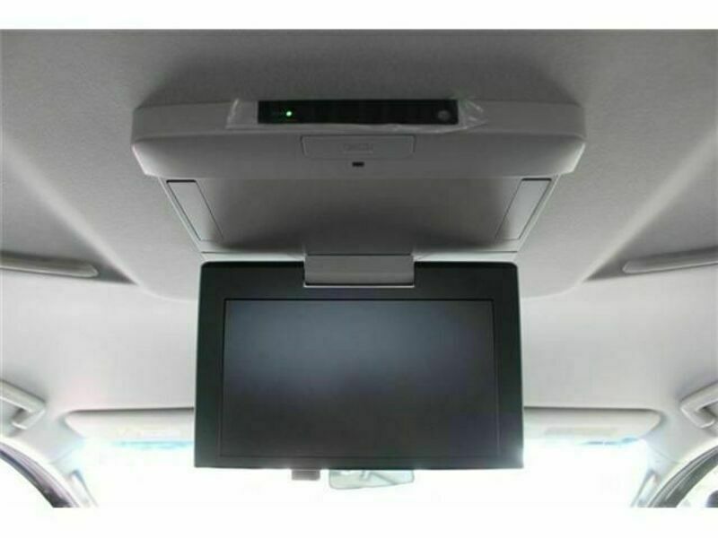 VELLFIRE-1