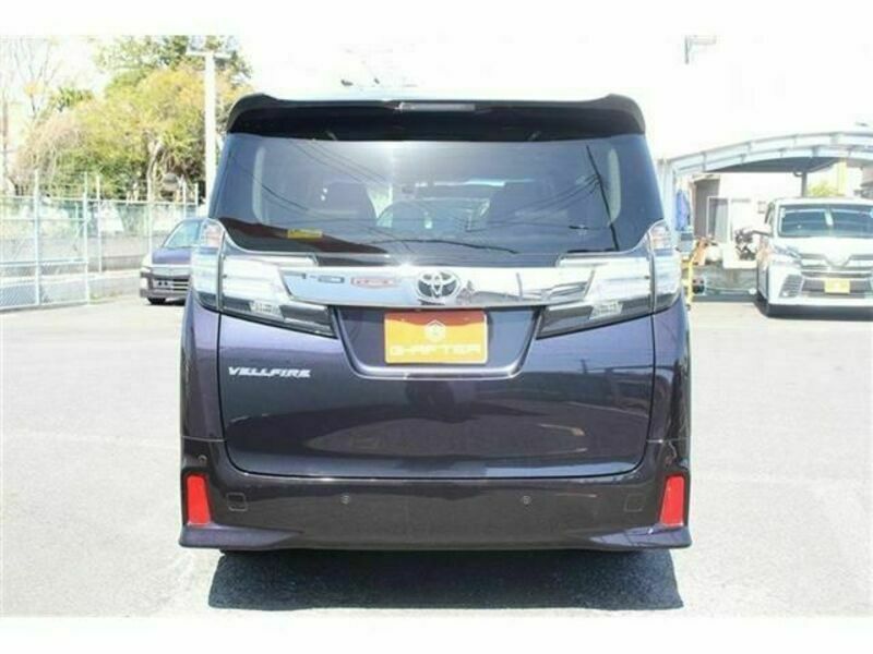 VELLFIRE-8