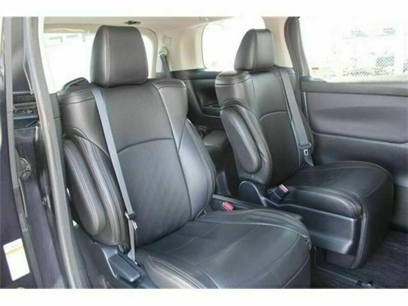 VELLFIRE-14