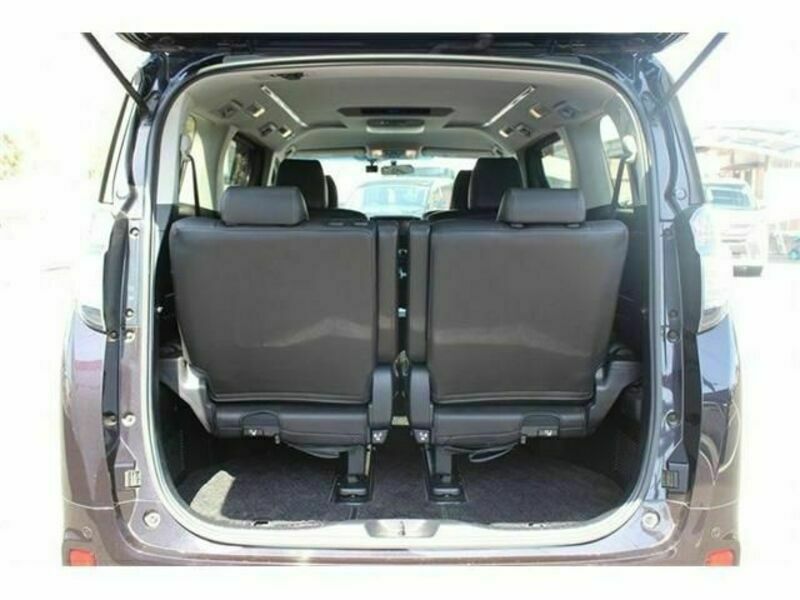 VELLFIRE-18