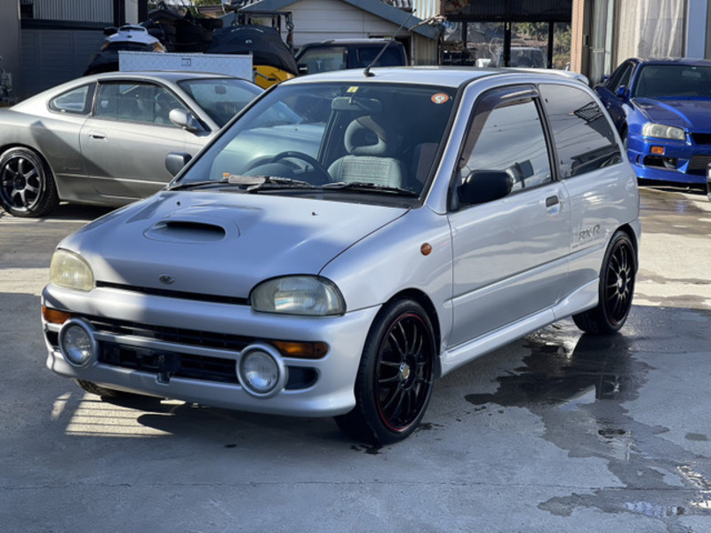 SUBARU　VIVIO