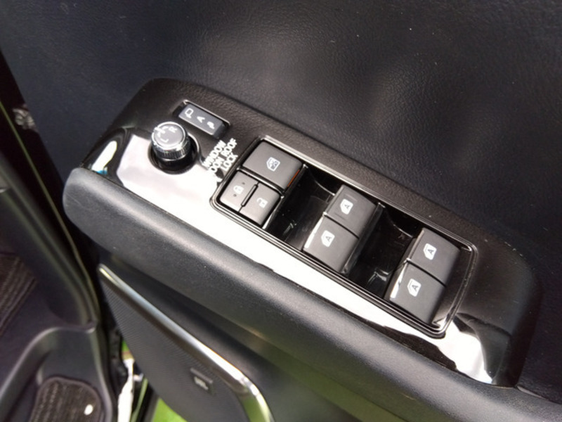 ALPHARD-8