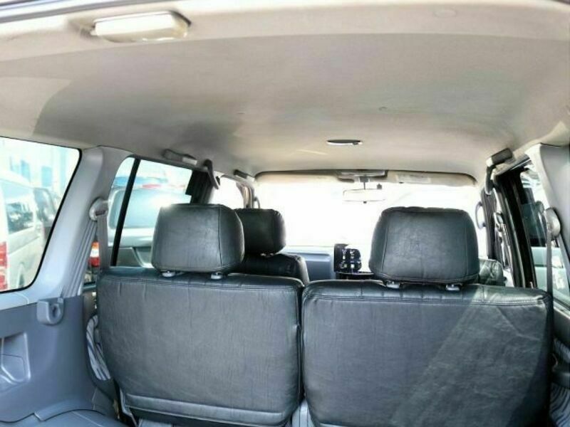 LAND CRUISER PRADO-13