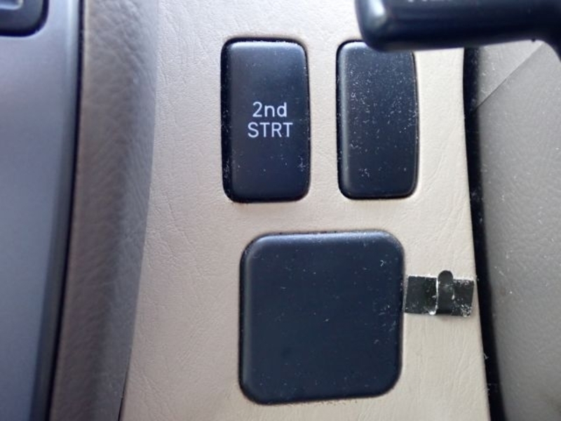 LAND CRUISER PRADO-30