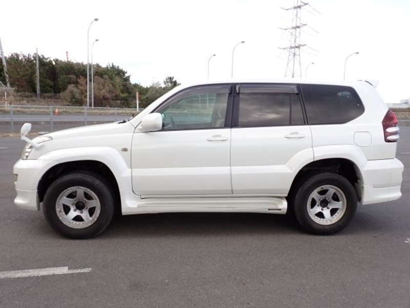 LAND CRUISER PRADO-1