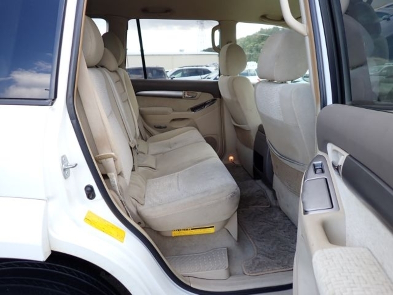 LAND CRUISER PRADO-10