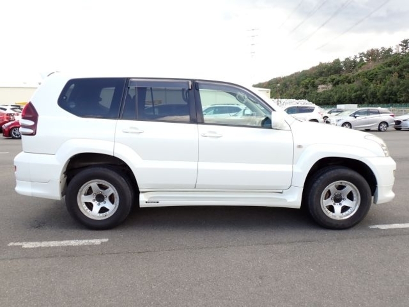 LAND CRUISER PRADO-5