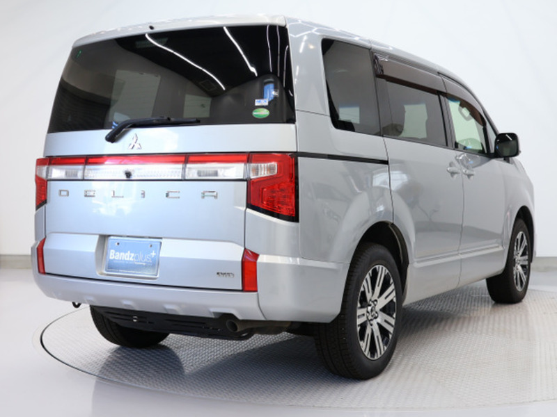 DELICA D5