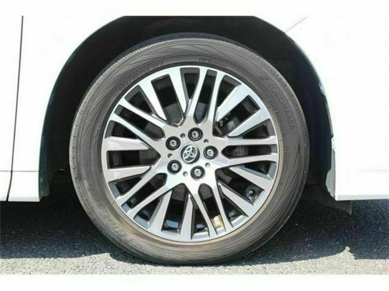 ALPHARD-12