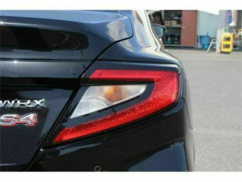 WRX S4-11