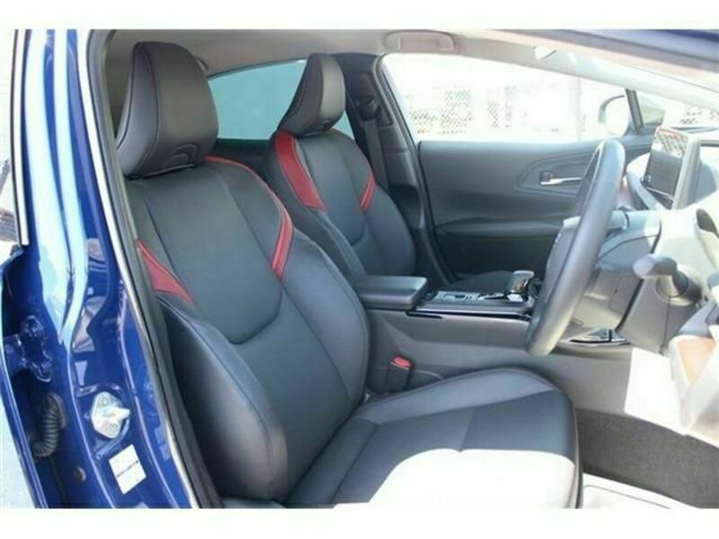 PRIUS-13