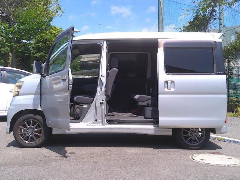 ATRAI WAGON