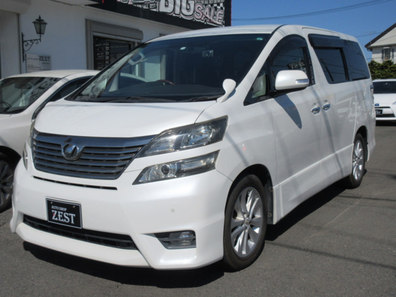 TOYOTA　VELLFIRE