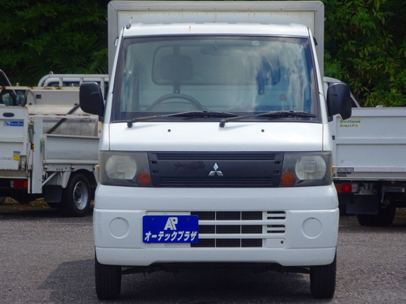 MINICAB TRUCK