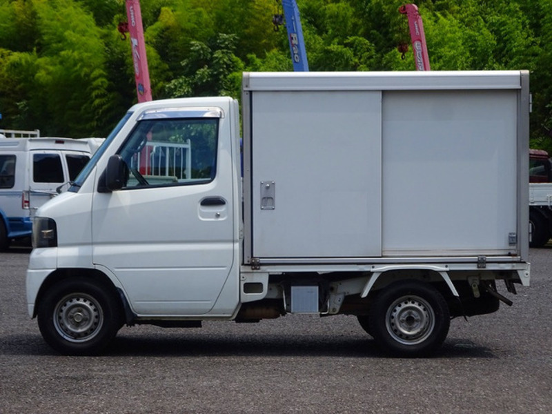 MINICAB TRUCK