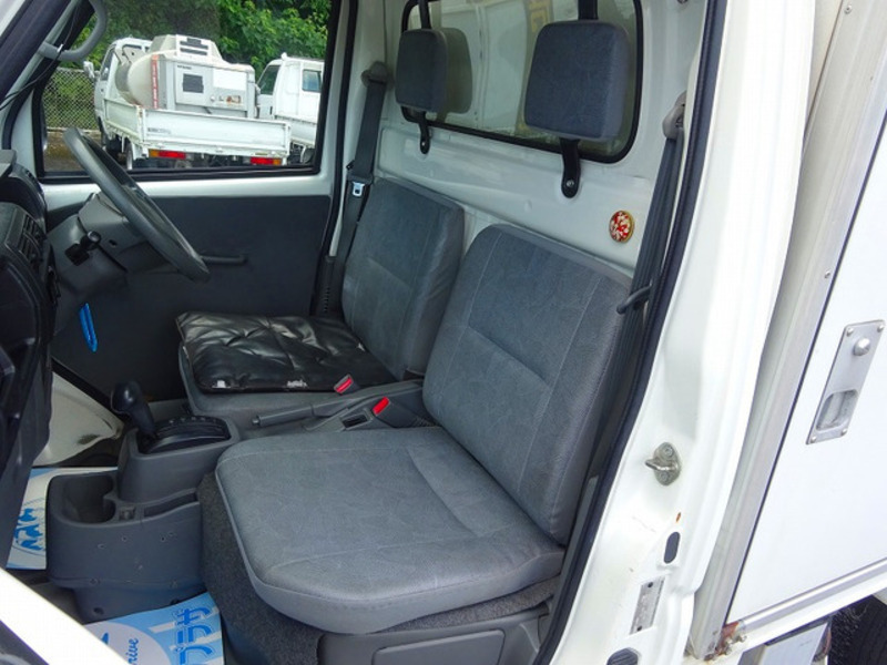 MINICAB TRUCK