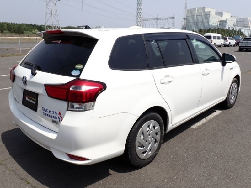 COROLLA FIELDER-4