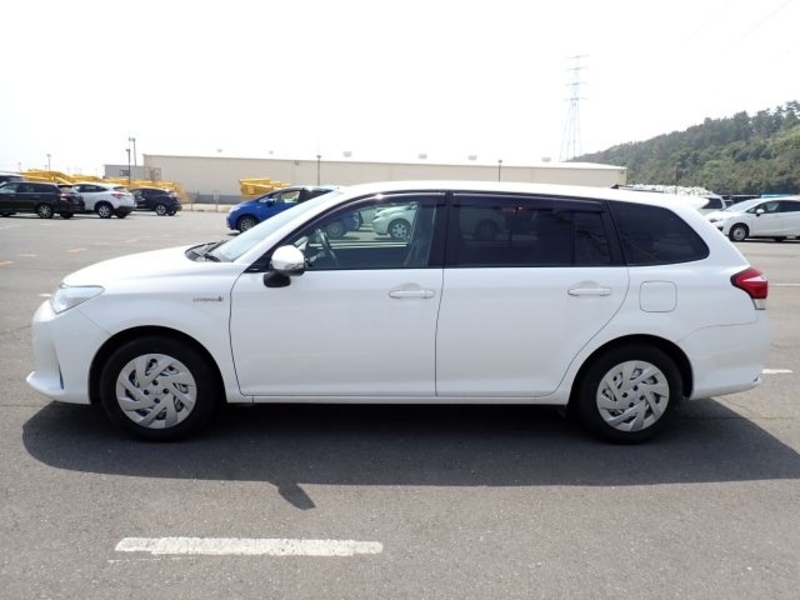 COROLLA FIELDER-1